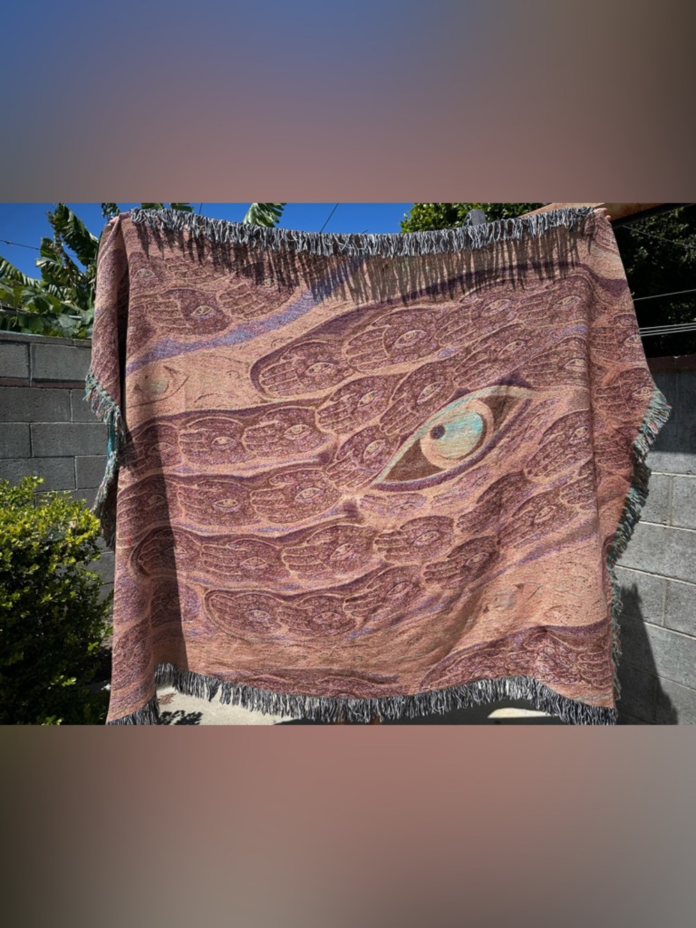 Alex Grey ‘Green Hand’ 100% Recycled Cotton Psychedelic Woven Blanket - Picture 2 of 6
